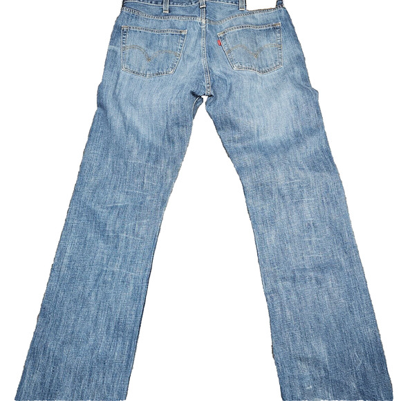 Levi’s Men’s 501 Straight Leg Button Fly Jeans Med Wash Blue 38x34 (39x35.5) - Picture 2 of 9